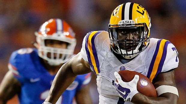 Led by Leonard Fournette, LSU shows fight; Kent State kicker April Goss just one of the guys